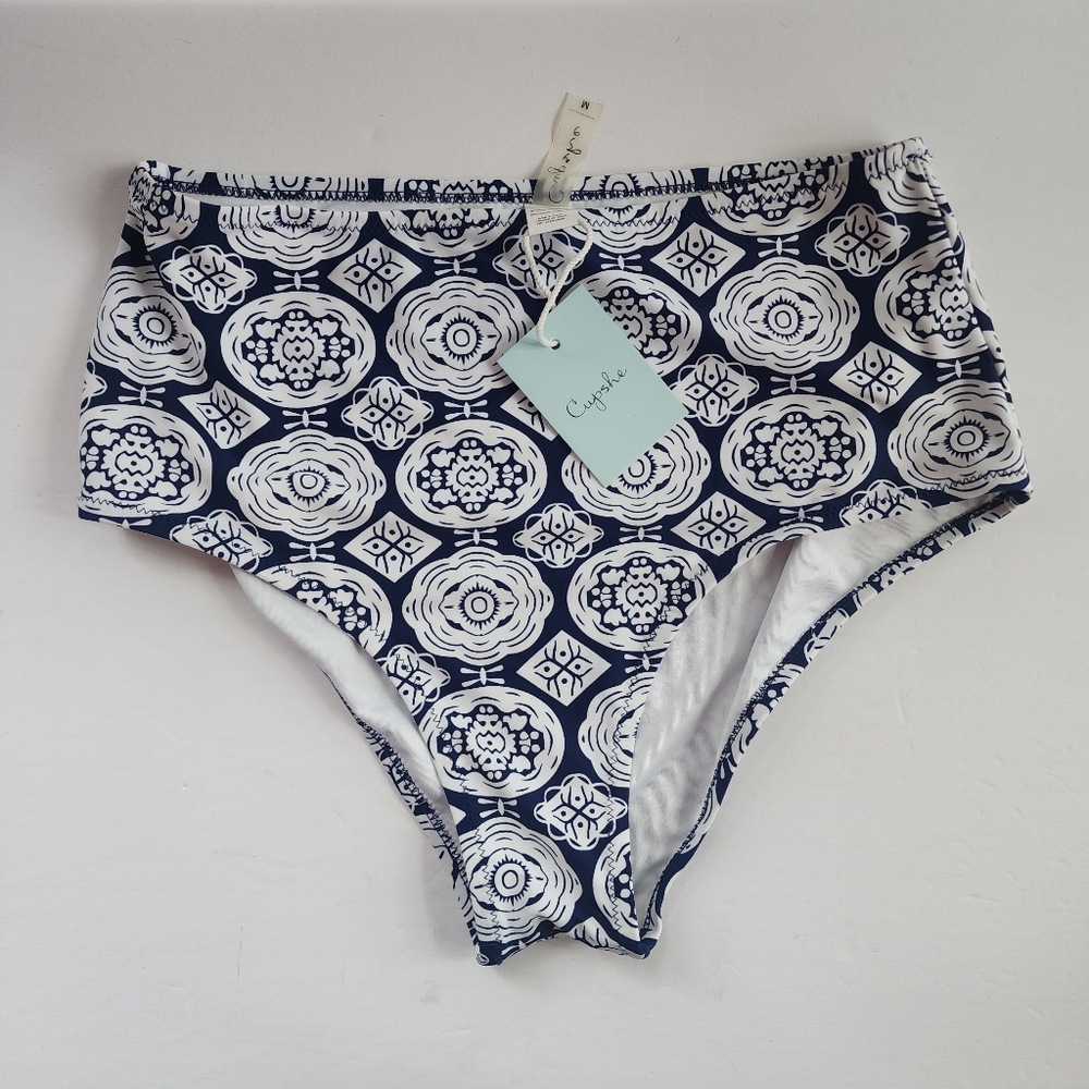 Cupshe Navy and White Patterned Bikini Bottoms
